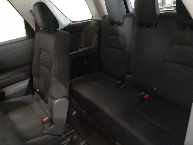 Used 2025 Nissan Pathfinder S AWD/4WD image 10