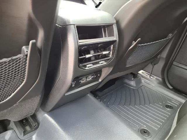 Used 2023 Jeep Grand Cherokee Overland image 21