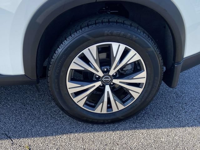 Used 2023 Nissan Rogue SV FWD image 14