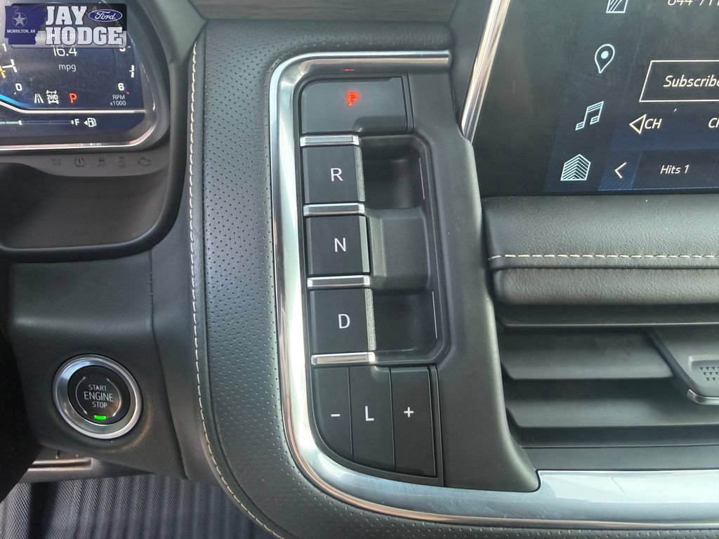 Used 2023 Chevrolet Tahoe Premier AWD/4WD image 29