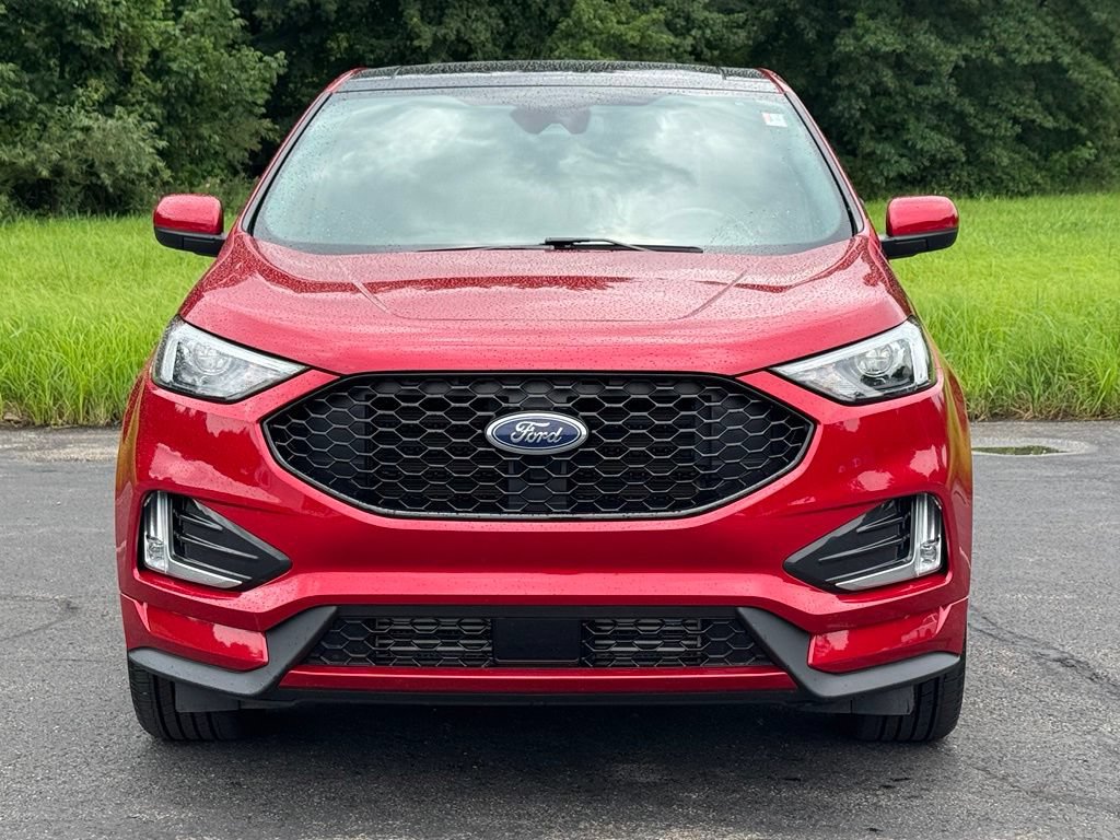 Certified 2024 Ford Edge ST-Line AWD/4WD image 3