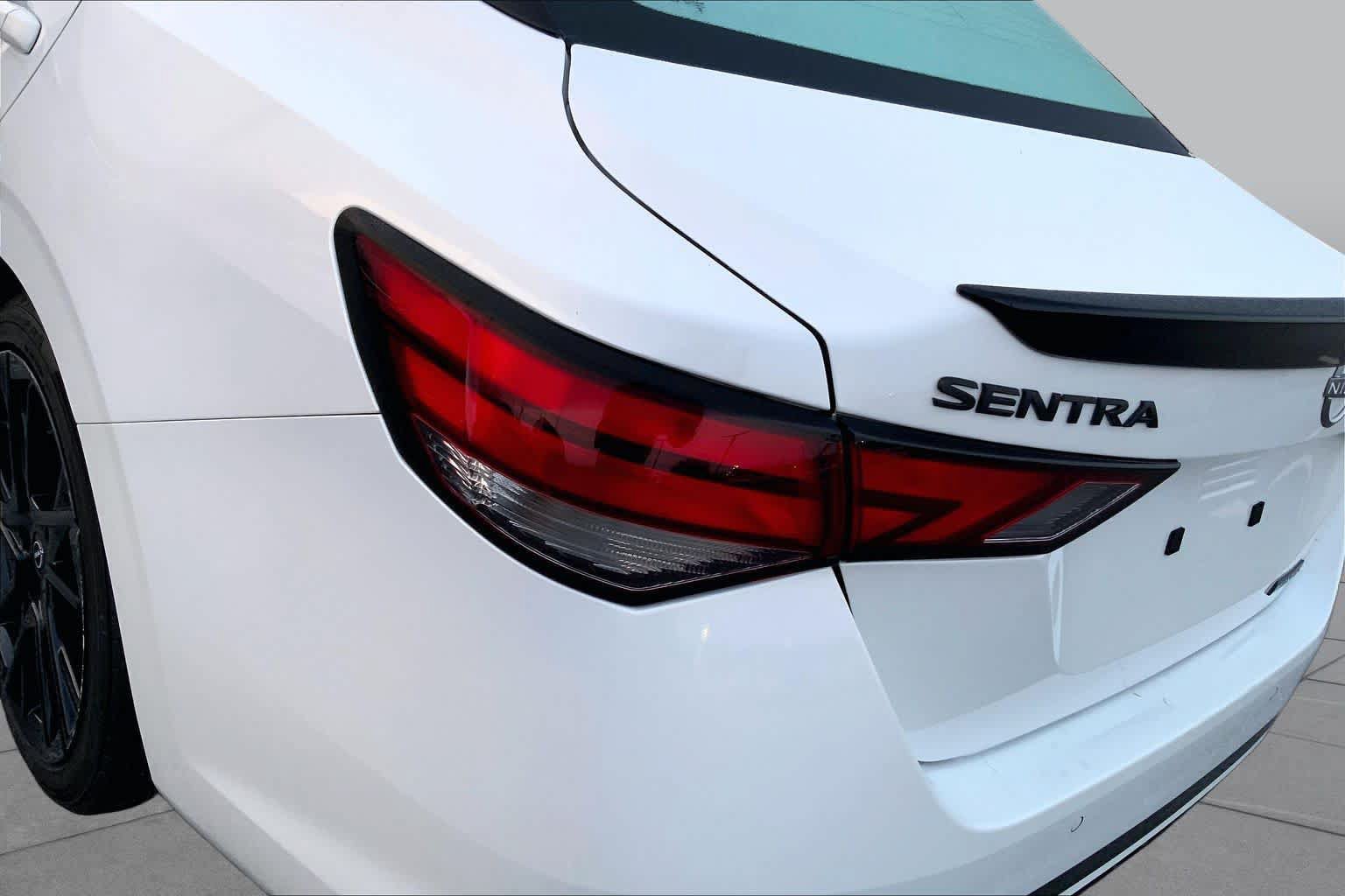 Used 2025 Nissan Sentra SR w/ Midnight Edition FWD image 26