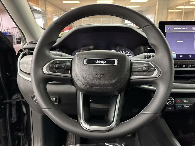 Used 2022 Jeep Compass Latitude image 6