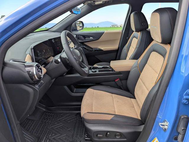 Used 2026 Chevrolet Equinox ACTIV w/ Convenience Package III AWD/4WD image 14