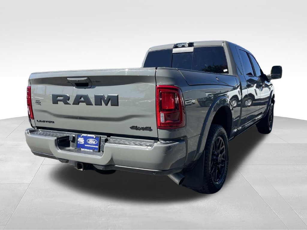 Used 2025 RAM 3500 Limited AWD/4WD image 3