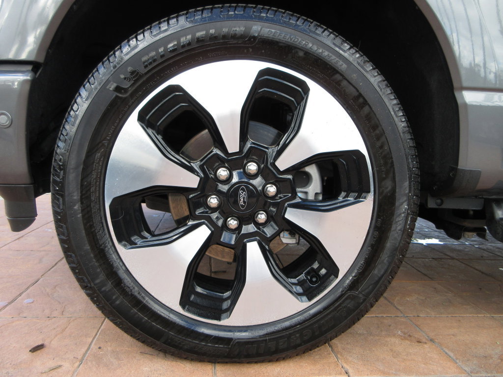 Certified 2023 Ford F150 Lightning Platinum AWD/4WD image 9