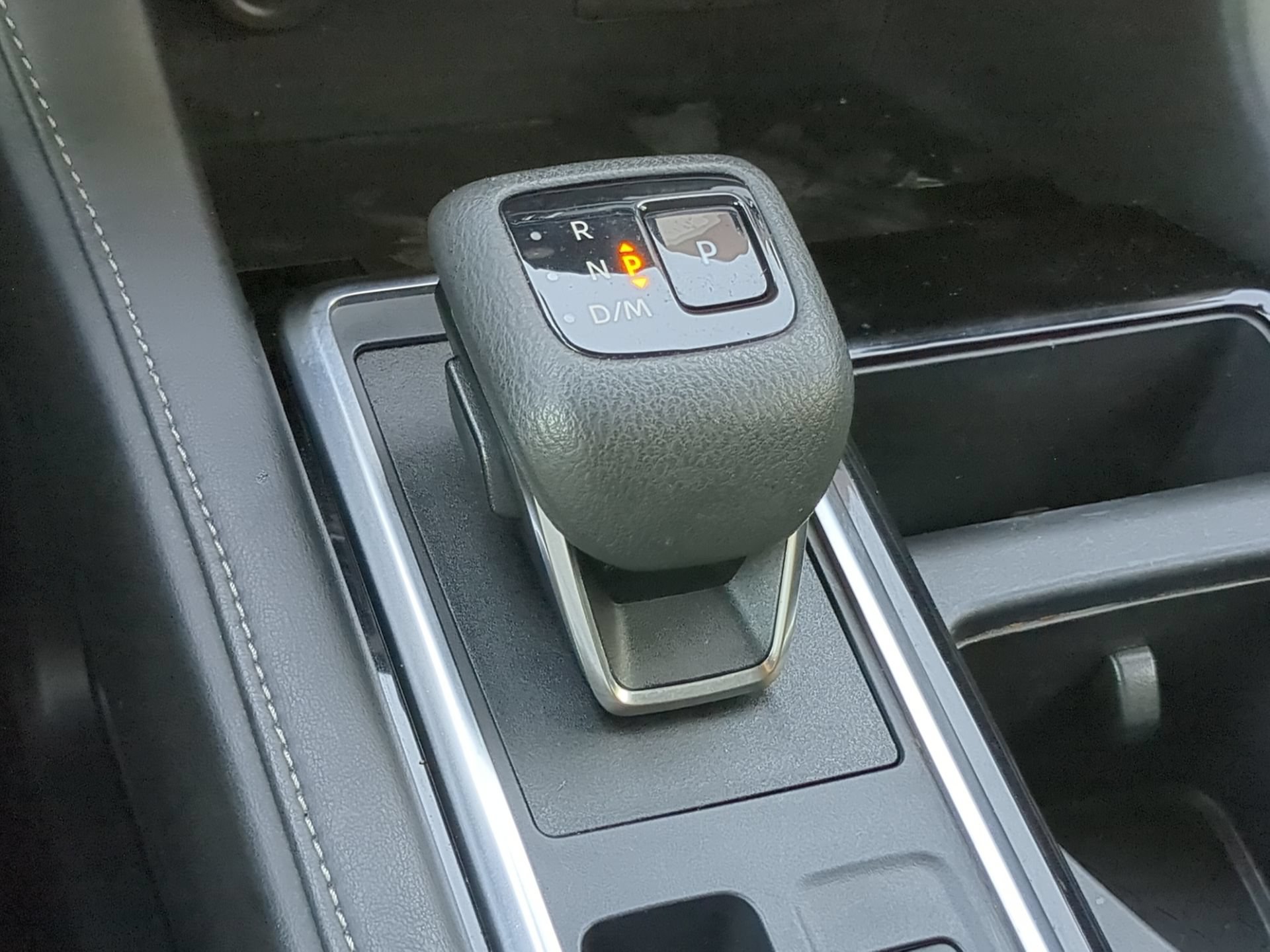 Used 2024 Nissan Pathfinder SV FWD image 62