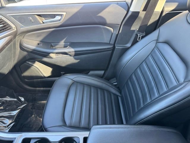 Certified 2024 Ford Edge SEL w/ Convenience Package AWD/4WD image 18