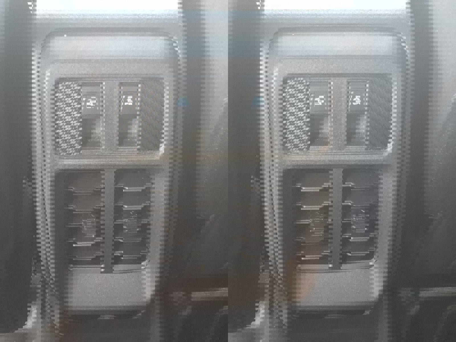 Certified 2025 Ford Bronco Badlands image 18