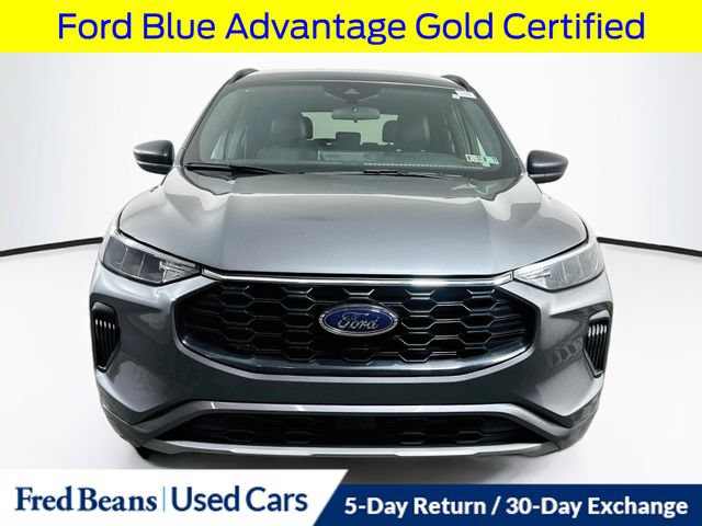 Certified 2023 Ford Escape ST-Line w/ Tech Pack #1 AWD/4WD image 2