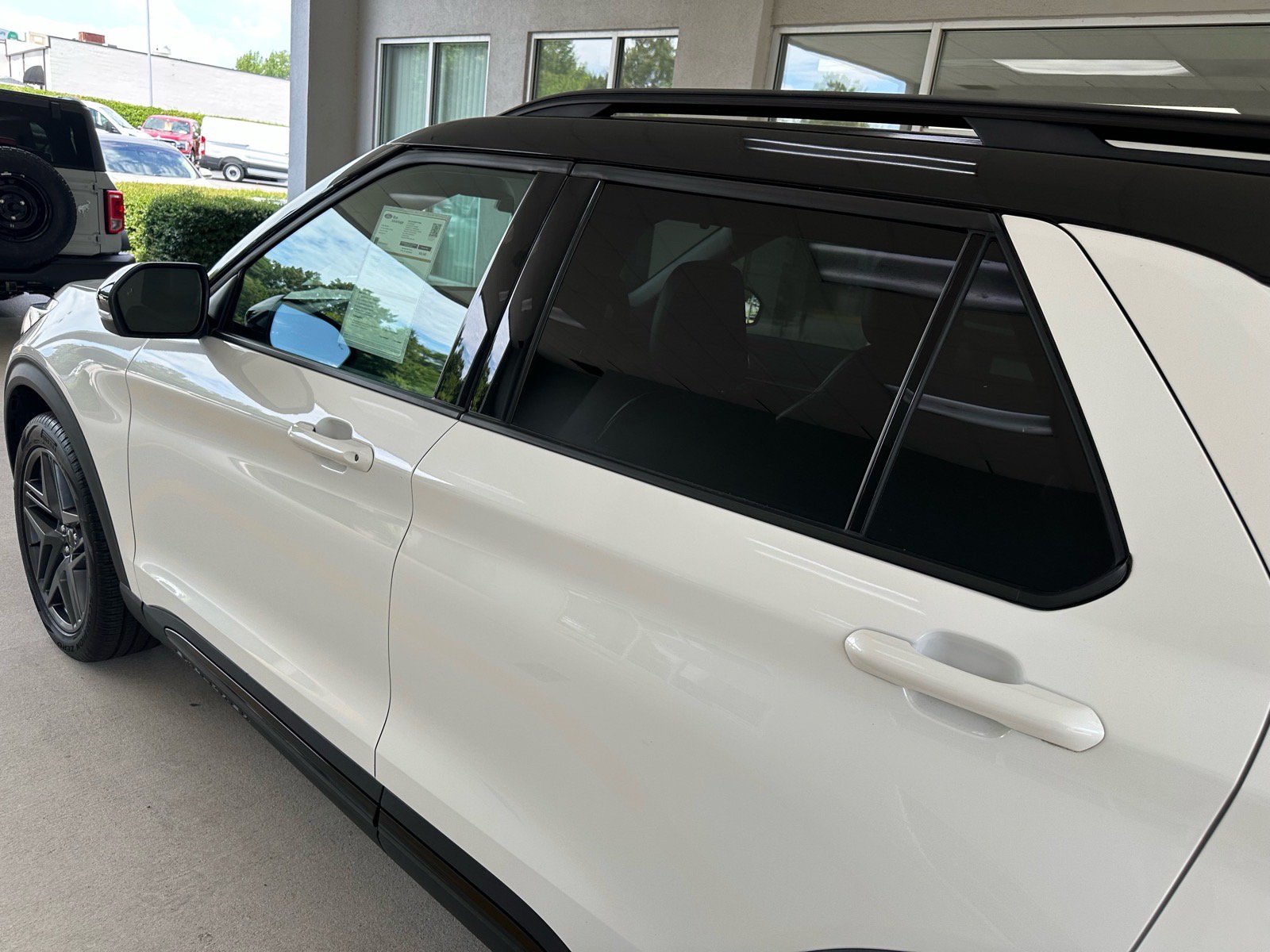Certified 2025 Ford Explorer ST RWD image 12