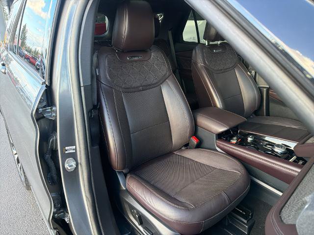 Certified 2025 Ford Explorer Platinum w/ LUX Leather Package AWD/4WD image 9