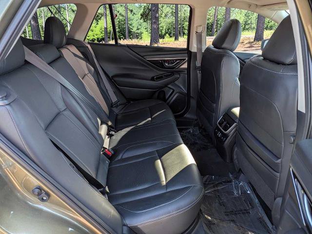 Used 2023 Subaru Outback Touring AWD/4WD image 17
