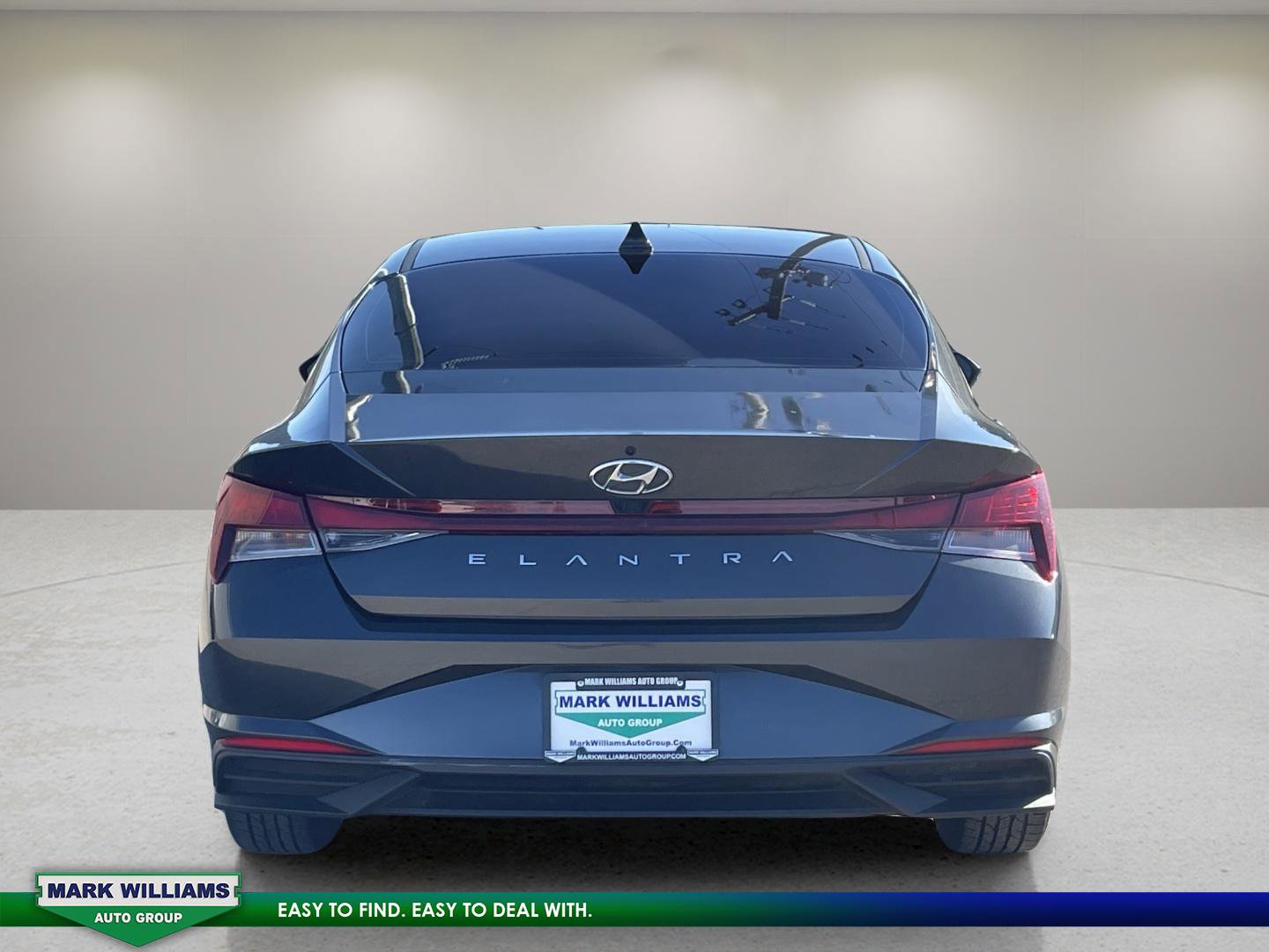 Used 2021 Hyundai Elantra SEL image 4