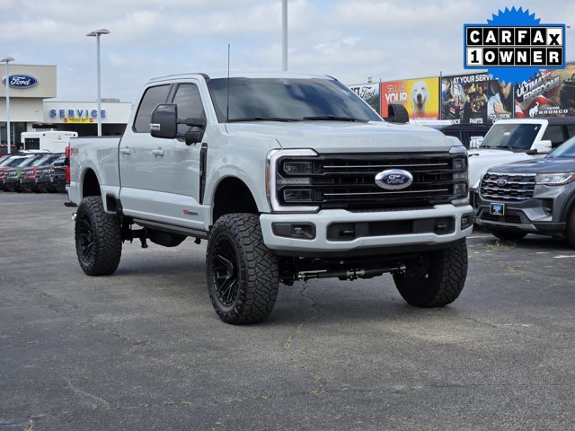 Certified 2025 Ford F250 Platinum AWD/4WD image 3
