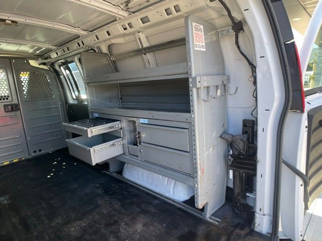 Used 2020 Chevrolet Express 2500 w/ Driver Convenience Package image 30