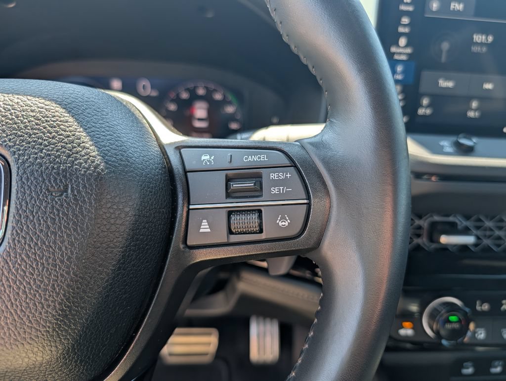 Used 2025 Honda Accord Sport image 9