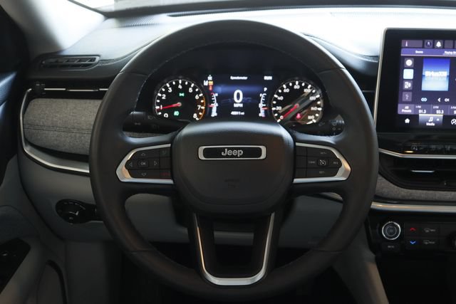 Used 2022 Jeep Compass Latitude FWD image 26