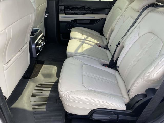Certified 2018 Ford Expedition Platinum RWD image 17