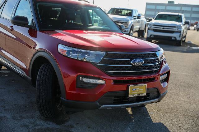 Certified 2021 Ford Explorer XLT w/ Equipment Group 202A image 11