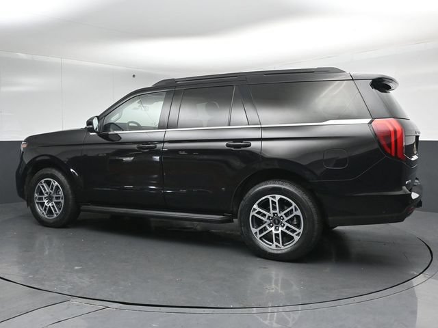 Certified 2025 Ford Expedition Active AWD/4WD image 5