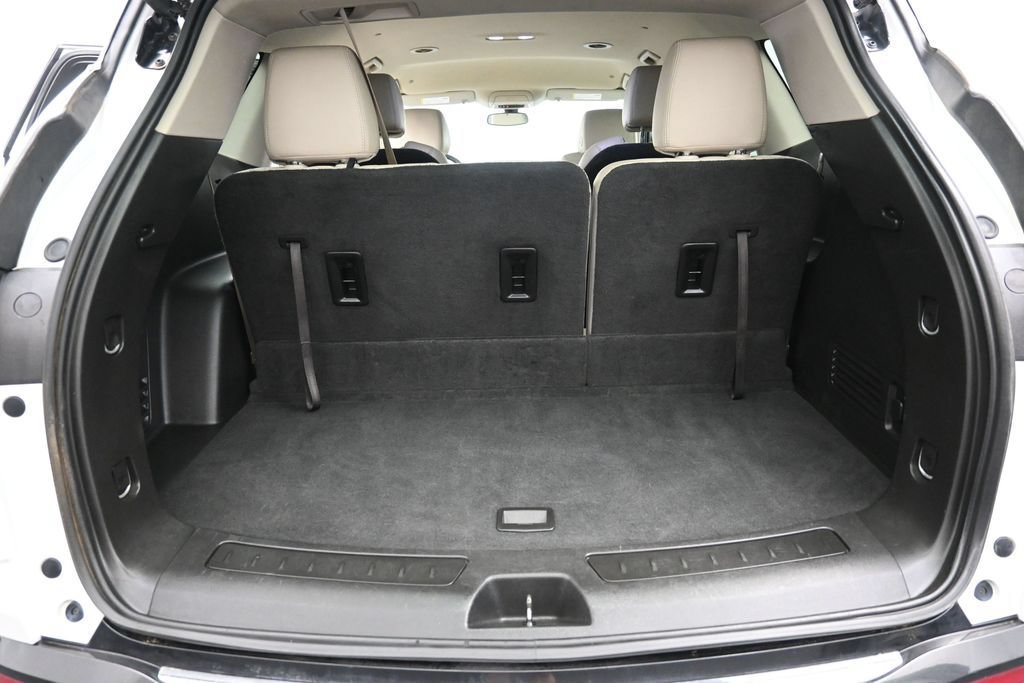 Used 2019 Buick Enclave Essence FWD image 23