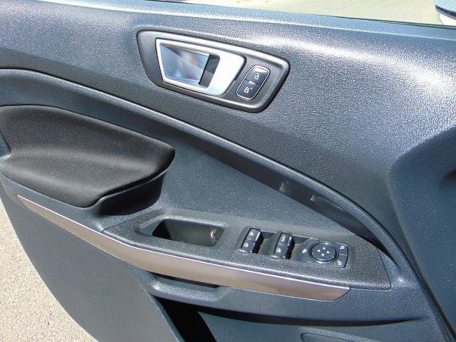 Certified 2019 Ford EcoSport SE image 19