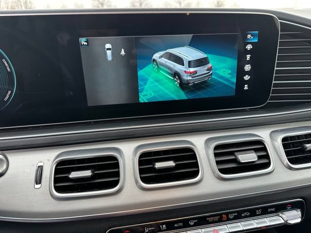 Used 2022 Mercedes-Benz GLS 450 4MATIC w/ AMG Line Exterior image 26