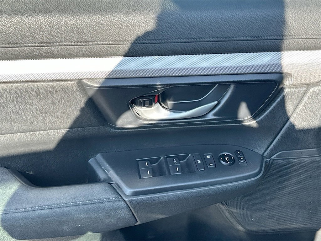 Used 2018 Honda CR-V LX image 21