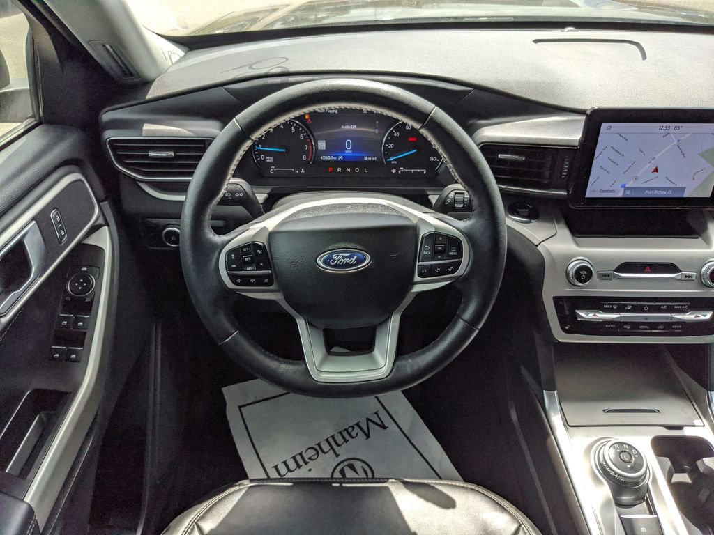 Certified 2023 Ford Explorer XLT w/ Equipment Group 202A image 15