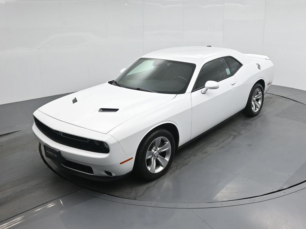 Used 2020 Dodge Challenger SXT image 26