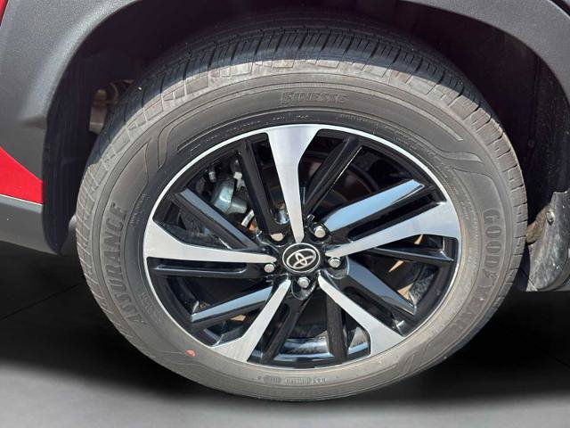 Used 2024 Toyota Corolla Cross AWD Hybrid image 35