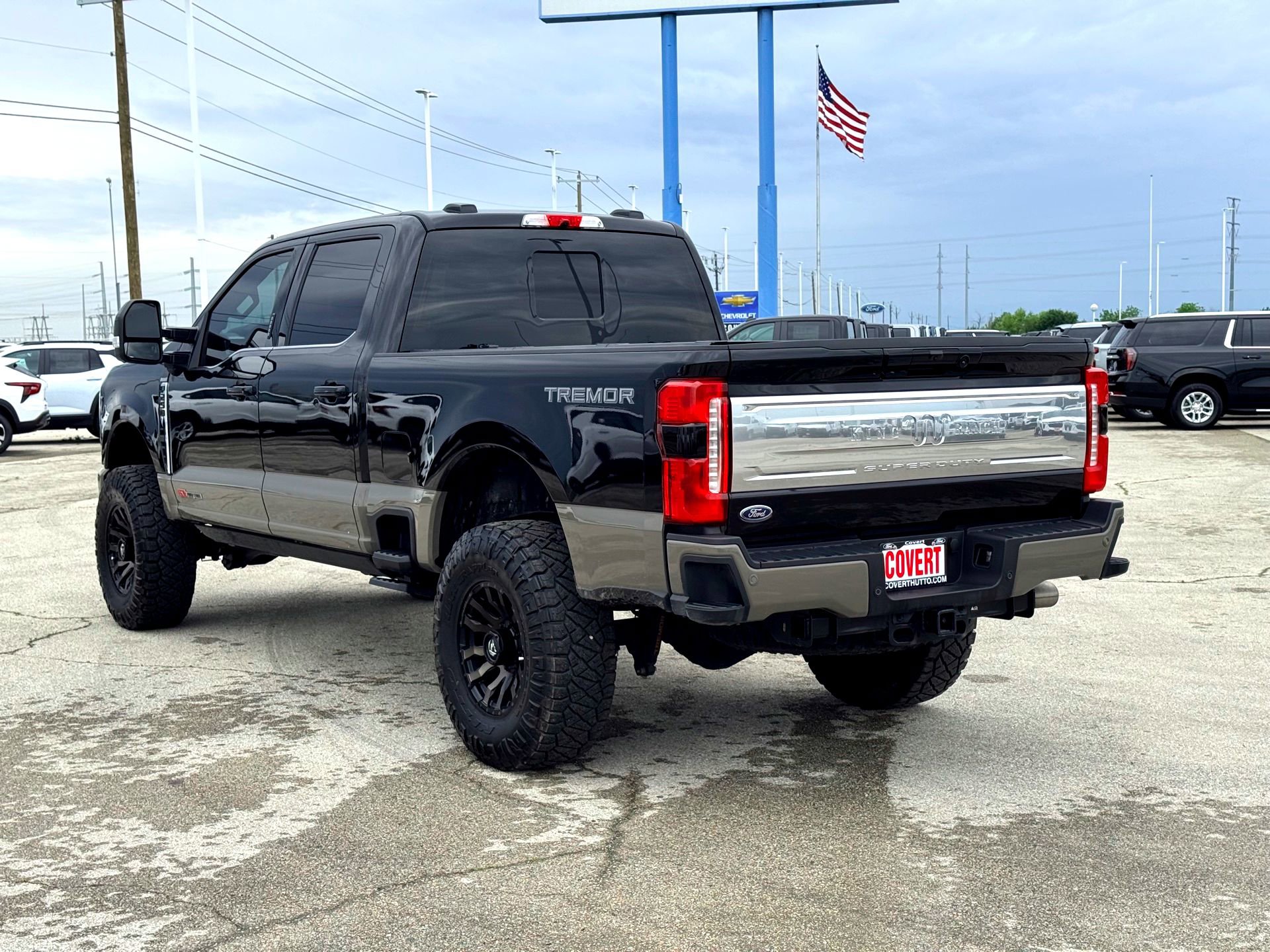 Certified 2026 Ford F250 King Ranch w/ Tremor Off-Road Package AWD/4WD image 9