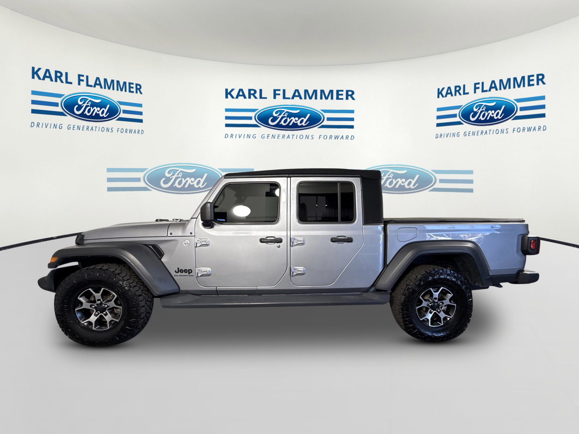 Used 2020 Jeep Gladiator Sport w/ Quick Order Package 24S image 5