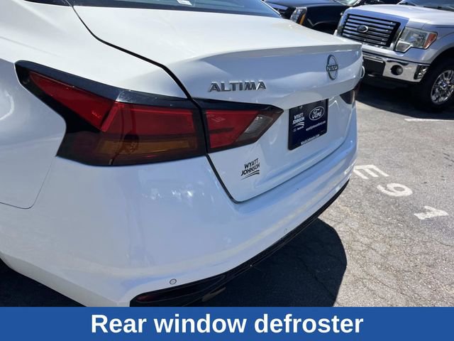 Used 2024 Nissan Altima 2.5 SR FWD image 12