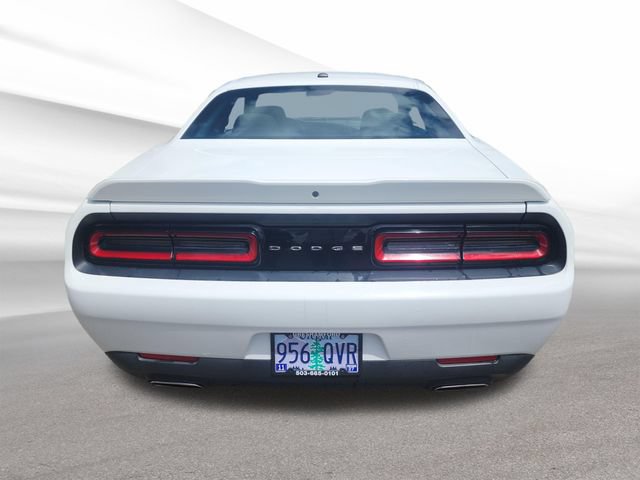 Used 2020 Dodge Challenger SXT RWD image 4