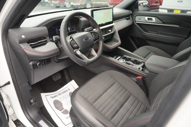 Certified 2025 Ford Explorer ST-Line w/ Premium Package RWD image 8