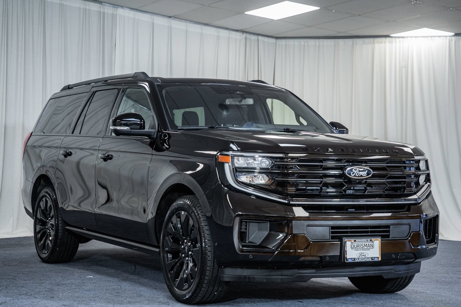 Certified 2025 Ford Expedition Max Platinum w/ Stealth Appearance Package