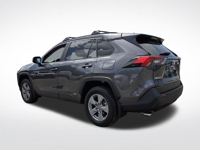 Used 2025 Toyota RAV4 XLE AWD/4WD image 7