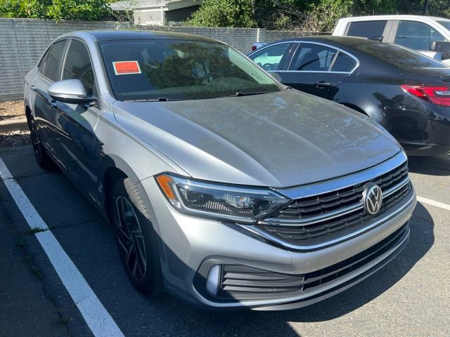 Used 2024 Volkswagen Jetta SEL image 5