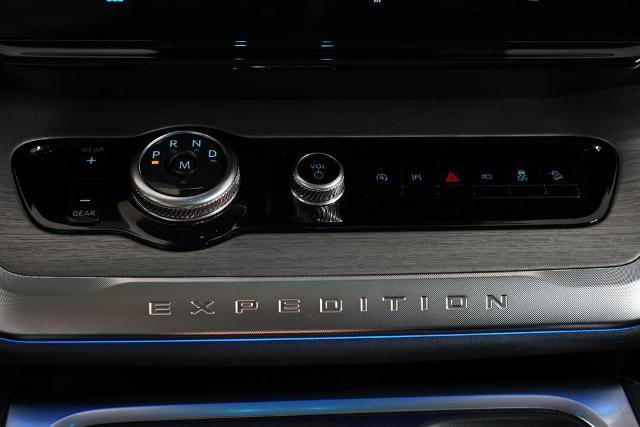 Certified 2025 Ford Expedition Max Platinum AWD/4WD image 19