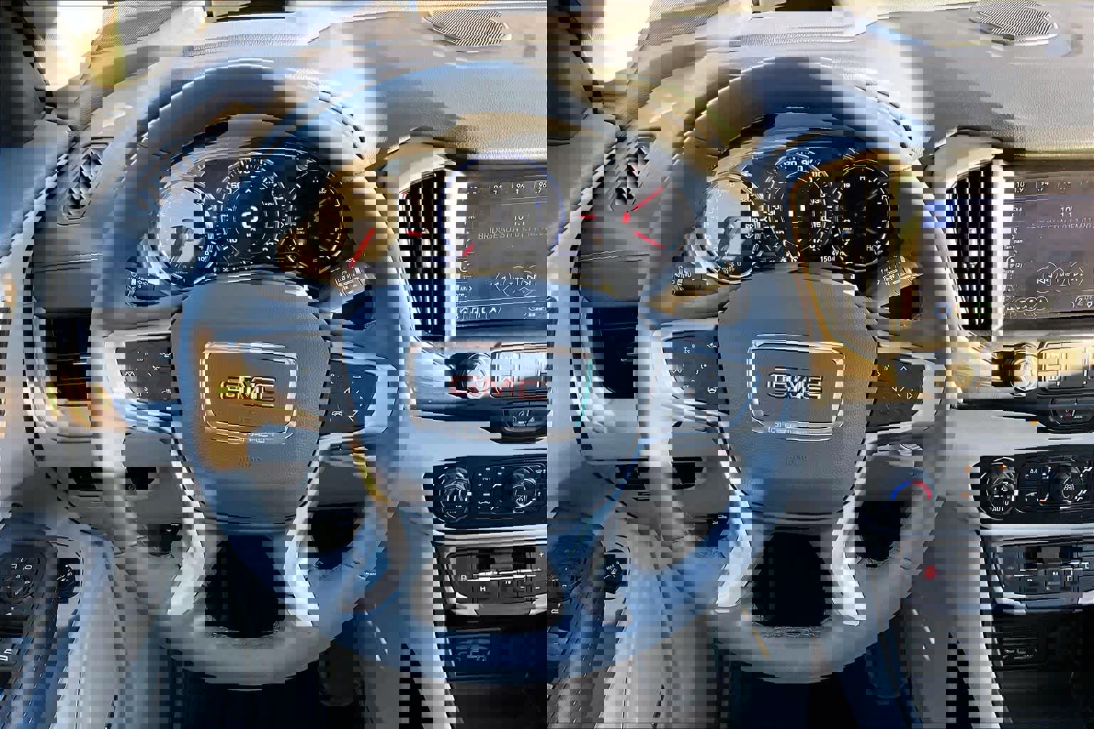 Used 2023 GMC Terrain Denali image 8