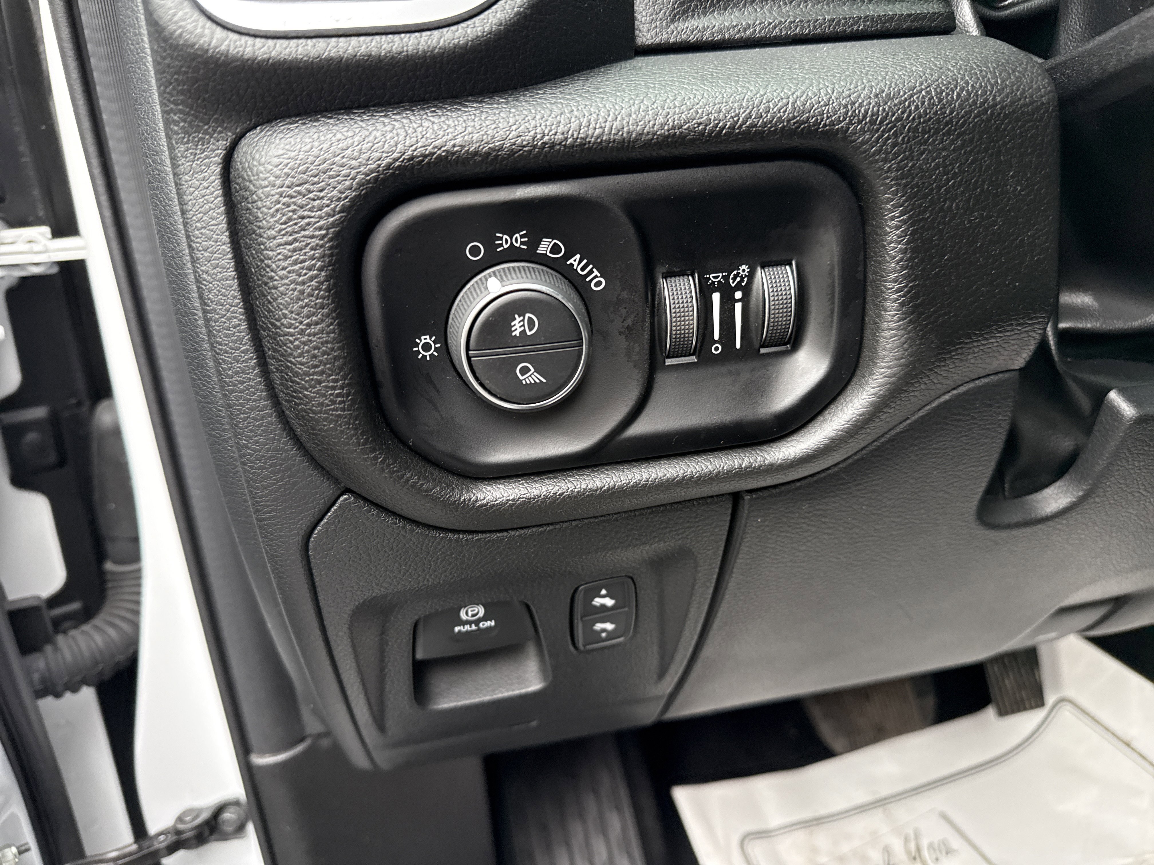 Used 2025 RAM 1500 Big Horn AWD/4WD image 20