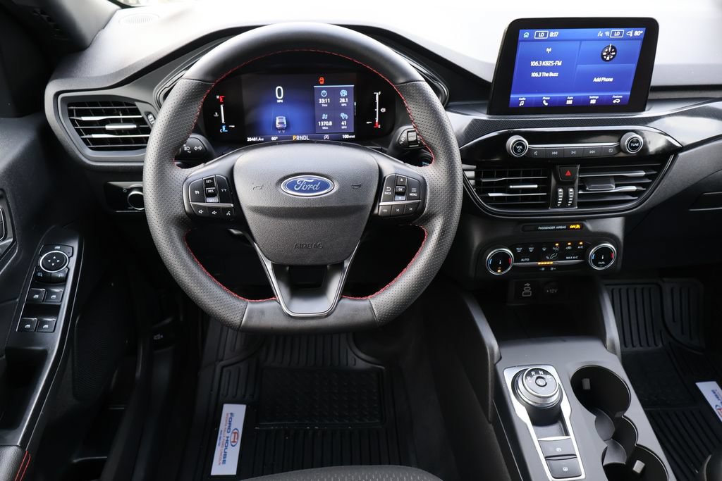 Certified 2025 Ford Escape ST-Line AWD/4WD image 6