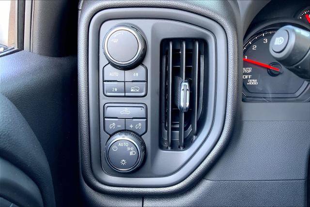 Used 2025 Chevrolet Silverado 1500 Custom w/ Turbomax Blackout Package AWD/4WD image 33