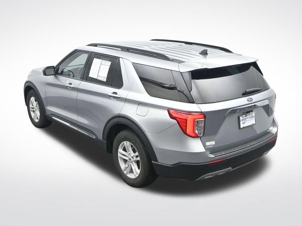 Certified 2024 Ford Explorer XLT w/ Equipment Group 202A image 30