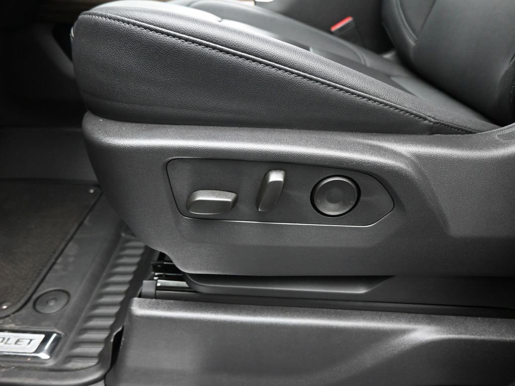 Used 2025 Chevrolet Silverado 1500 LT w/ Z71 Off-Road Package image 38