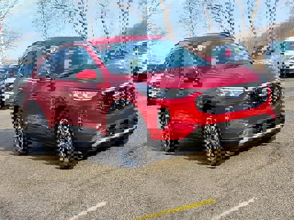 Certified 2024 Ford Escape Platinum w/ Premium Technology Package image 7