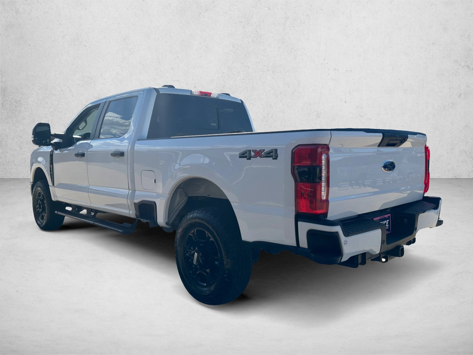 Certified 2025 Ford F250 XL w/ STX Appearance Package AWD/4WD image 7