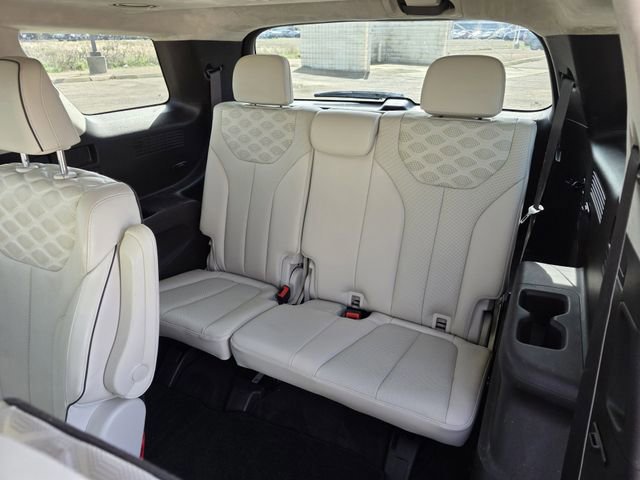 Used 2020 Hyundai Palisade Limited image 17